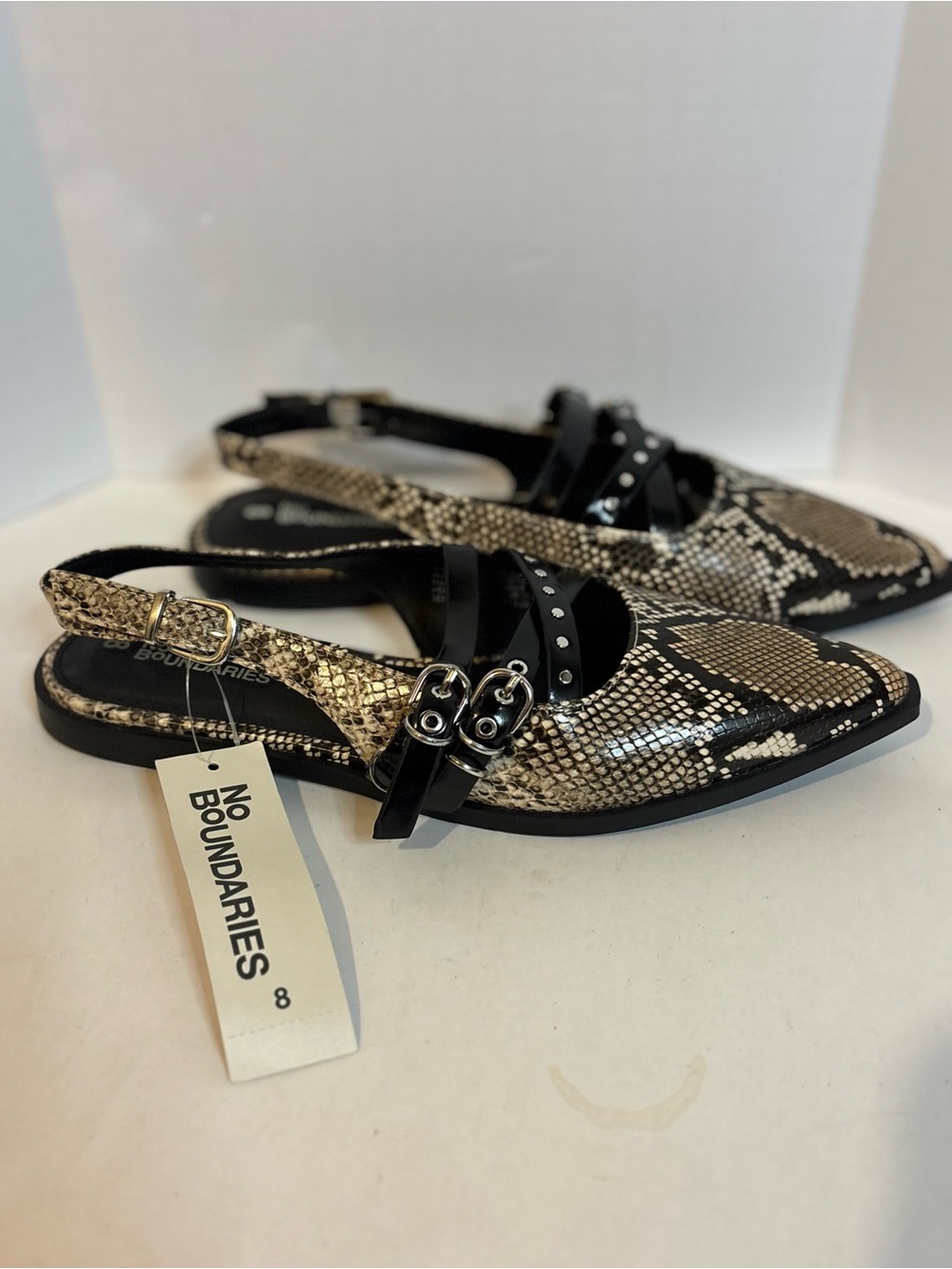 No Boundaries Women's Snake-Print Pointed Slingback Flats in Black and Tan